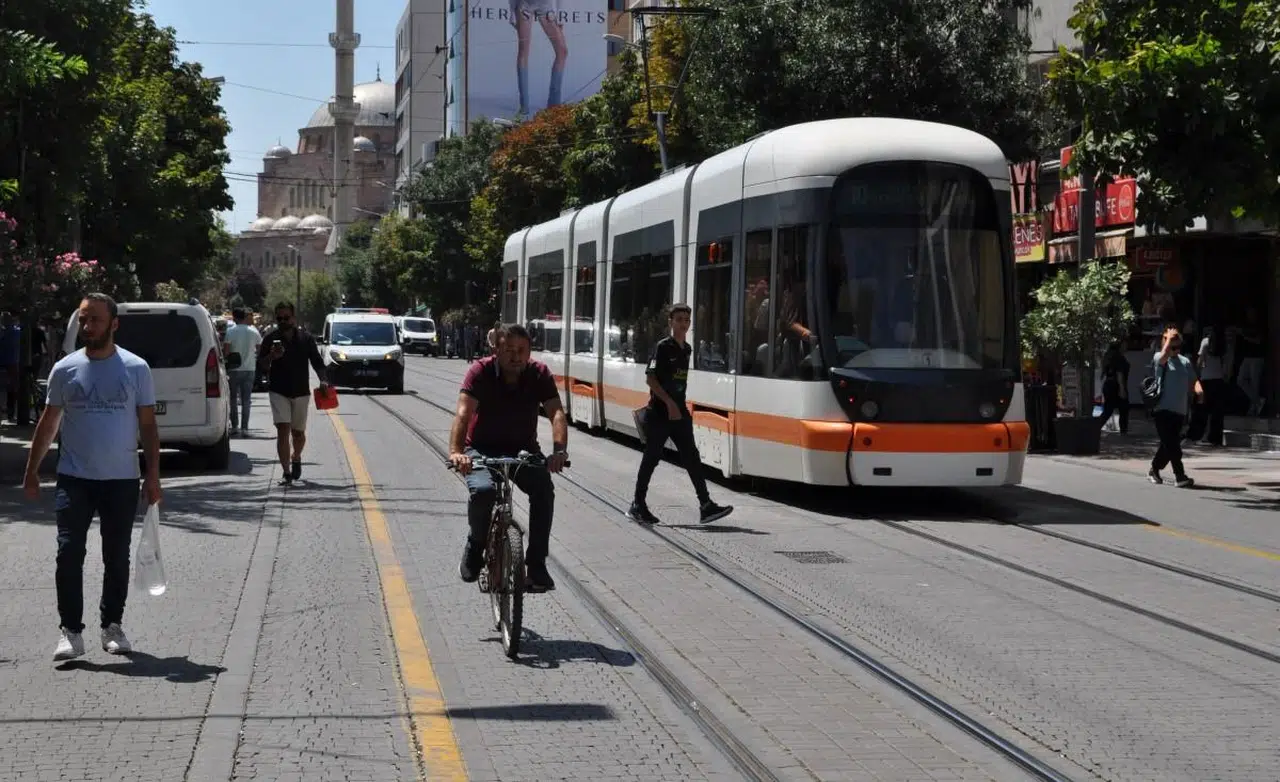 Eskişehir O Ankette 3. Oldu!