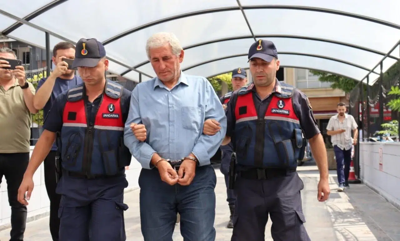 Eskişehir'de Yangına Neden Olan Şahıs Adliyeye Sevk Edildi