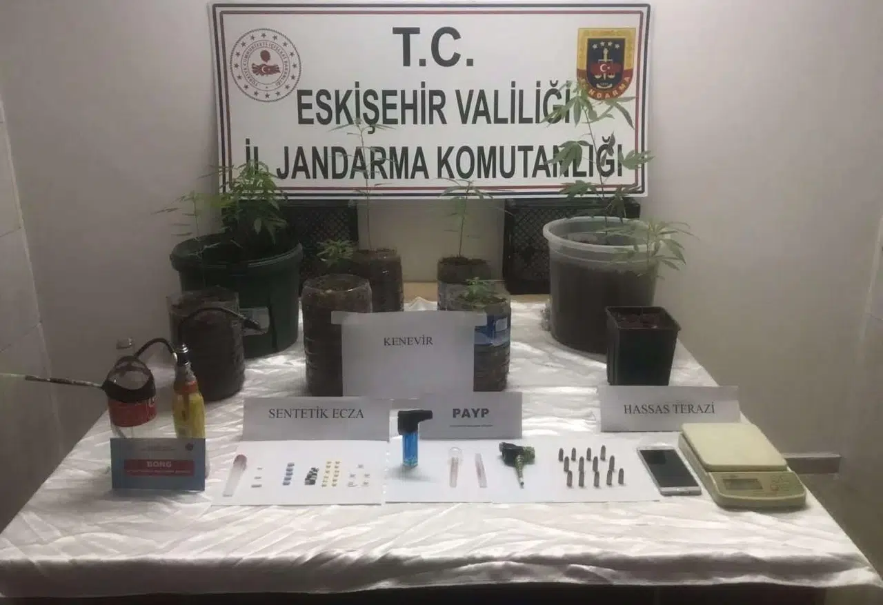Eskişehir'de Uyuşturucu Üreticisi ve Satıcısına Operasyon