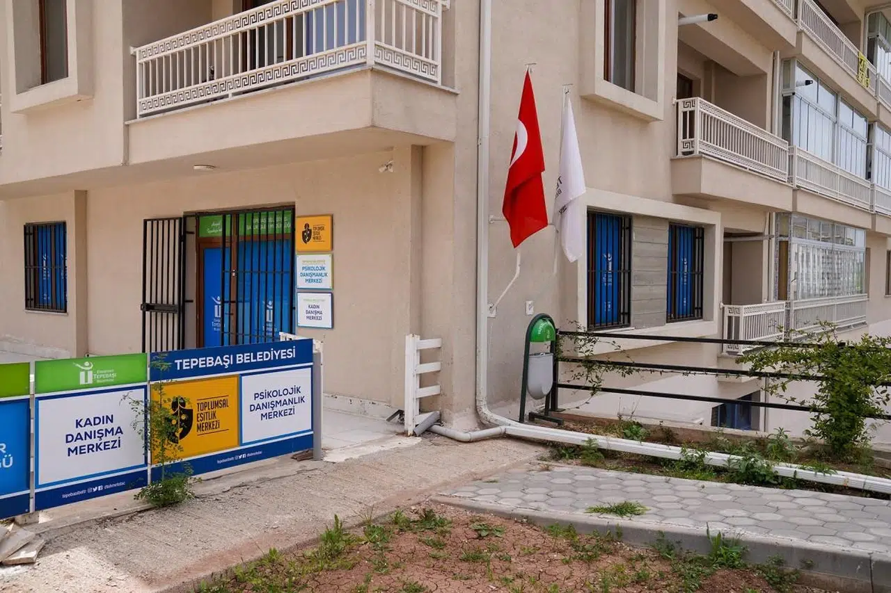 Eskişehir'de Kadınlar Haklarını Öğreniyor