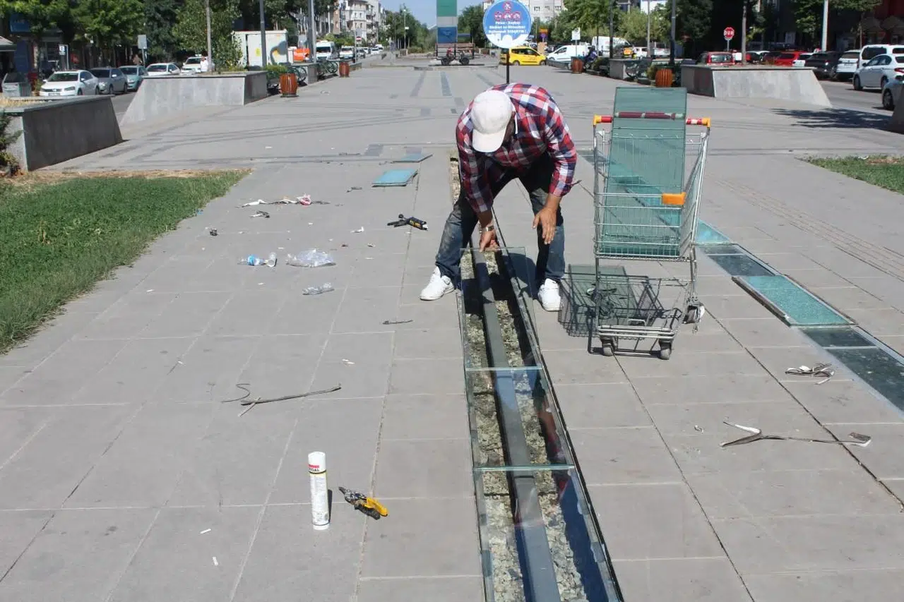 Eskişehir'de Hatboyu Yürüyüş Yolu’nda Yenileme Çalışması