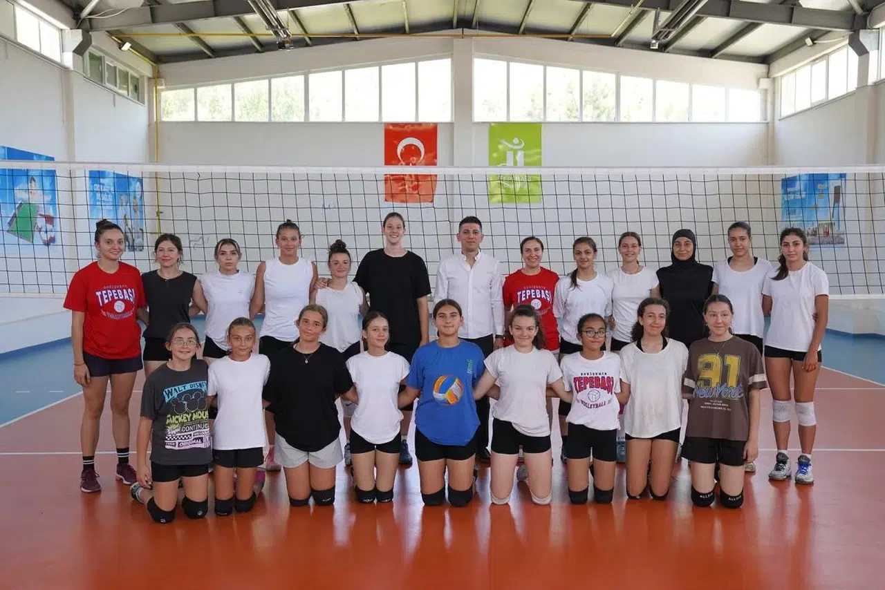 Eskişehir Tepebaşı'nın Voleybol Takımının Sezon Hazırlıkları