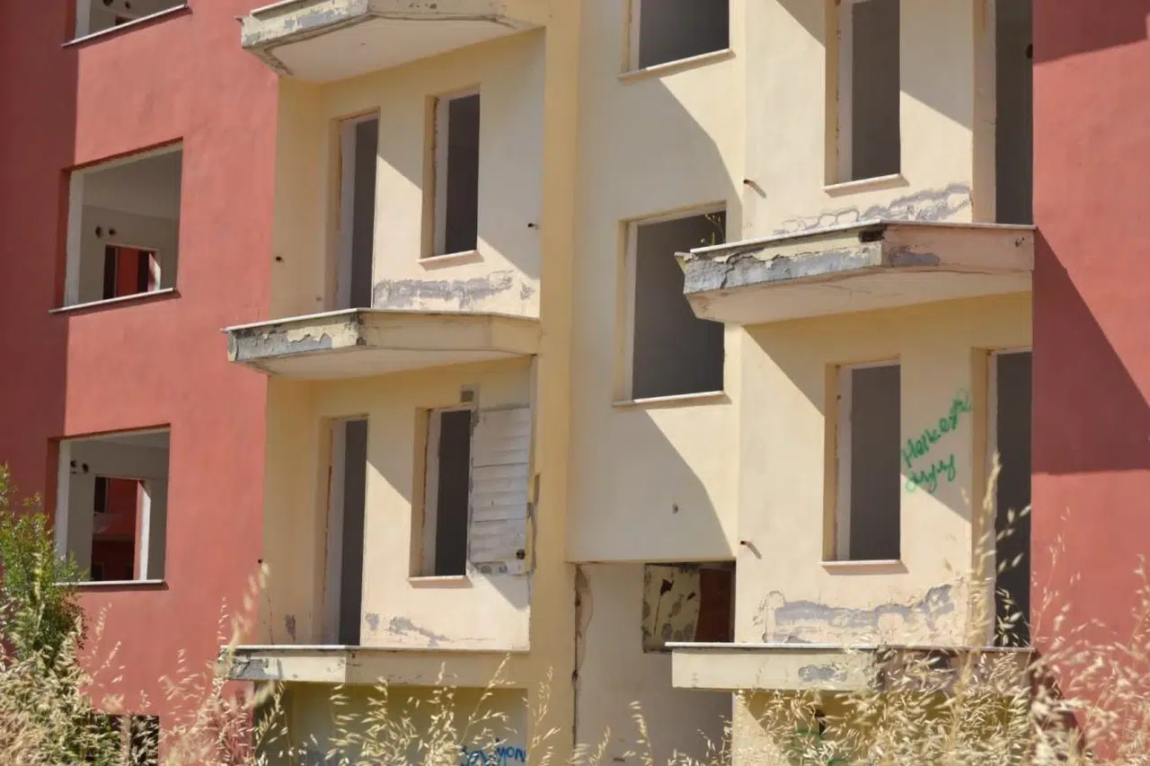 Eskişehir'de O Binalar Mahalleyi Bezdirdi