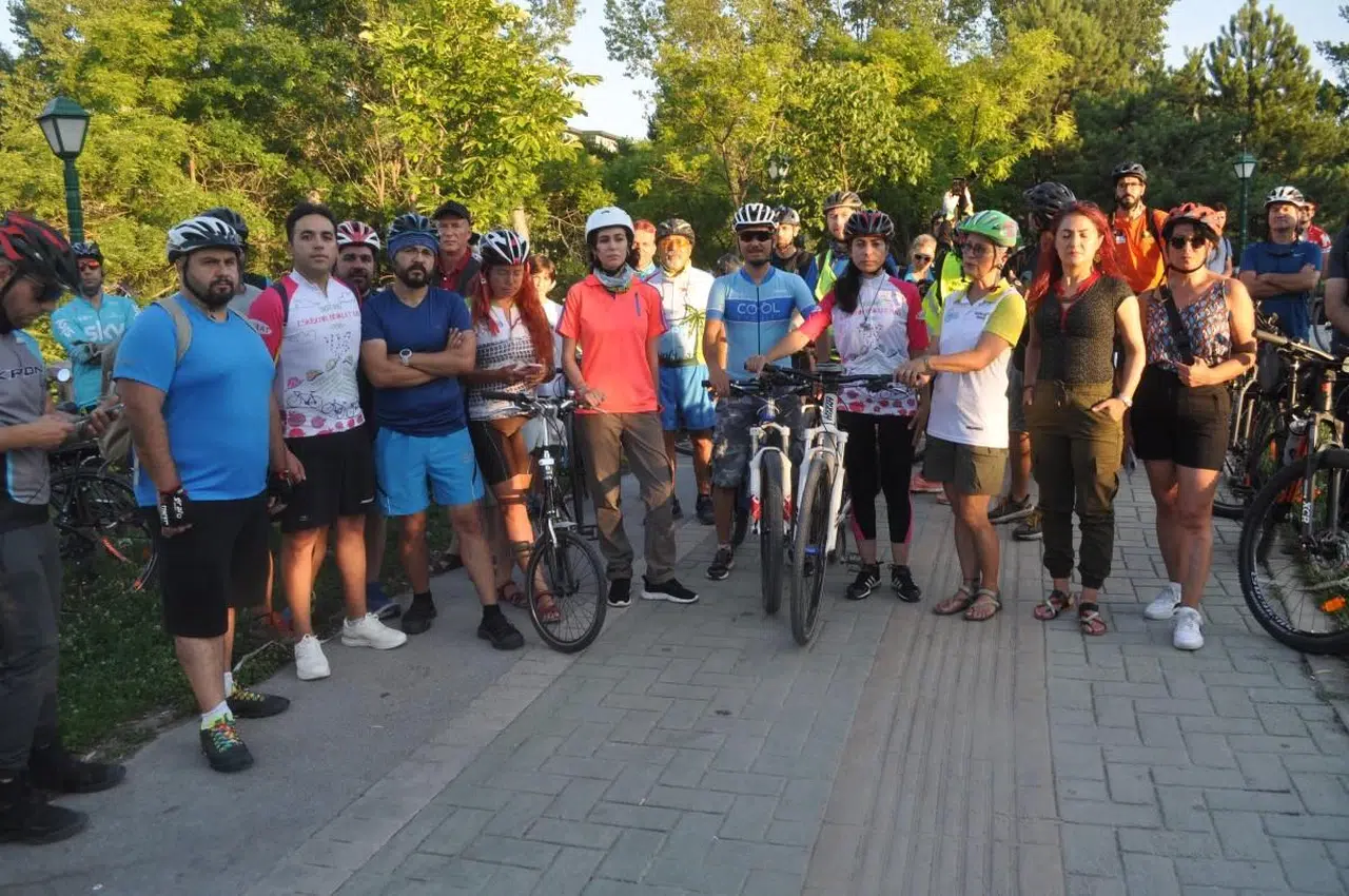 Eskişehir'de Otomobil Çarpmasıyla Ölen Bisikletli İçin Eylem