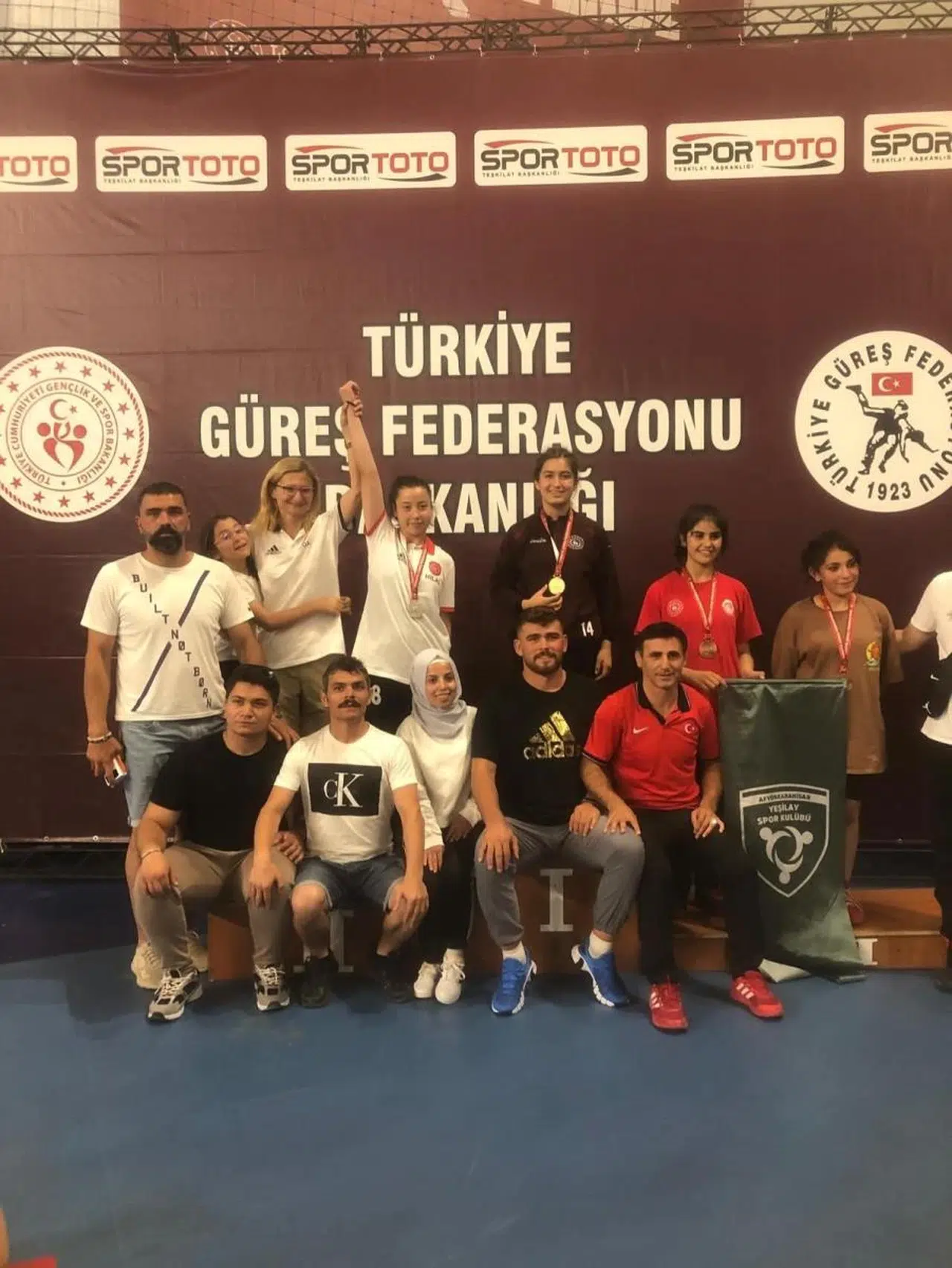 Eskişehirli Güreş Sporcusu Madalya Kazandı