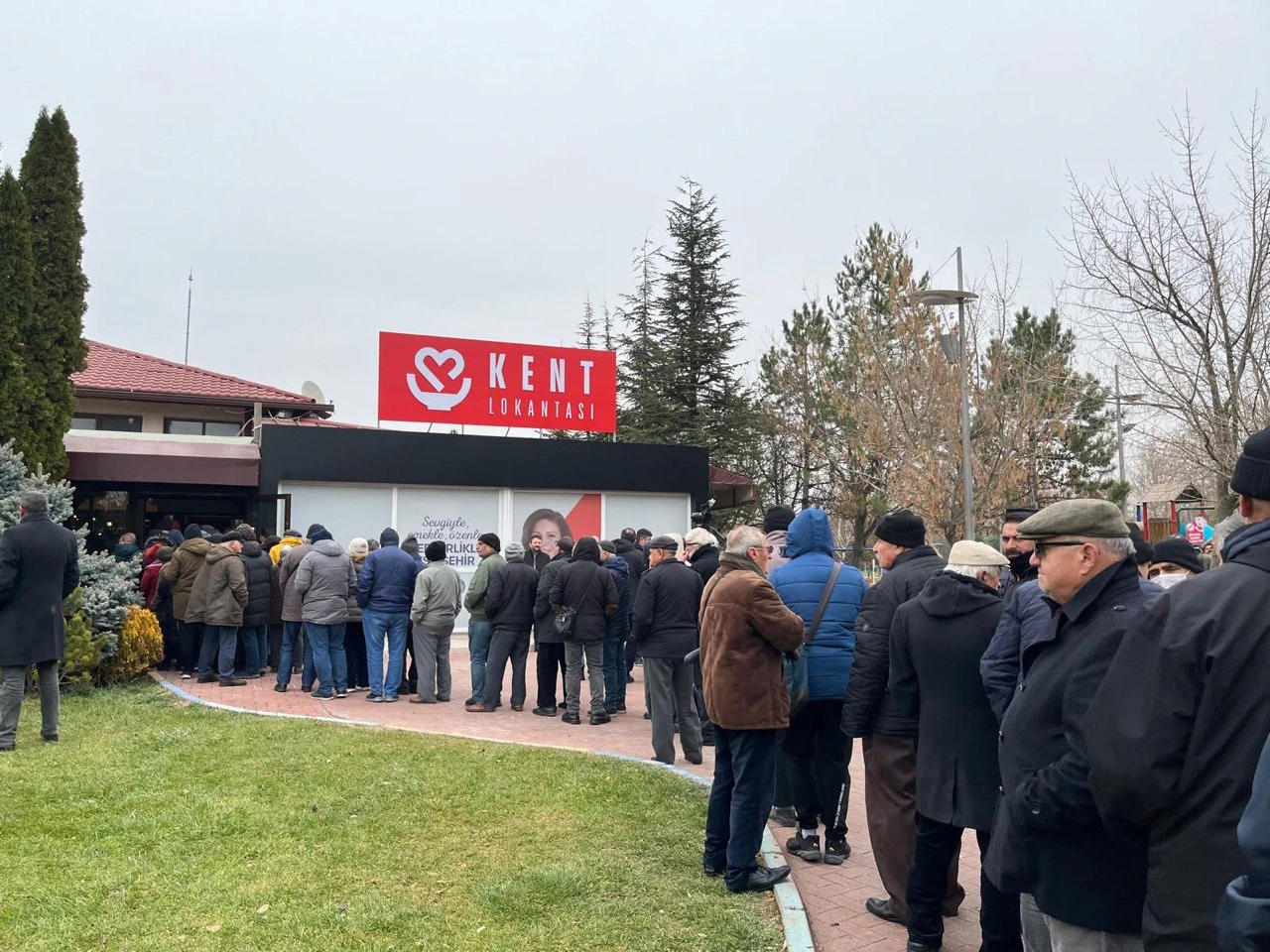 Eskişehir Kent Lokantalarına Vatandaştan Yoğun İlgi