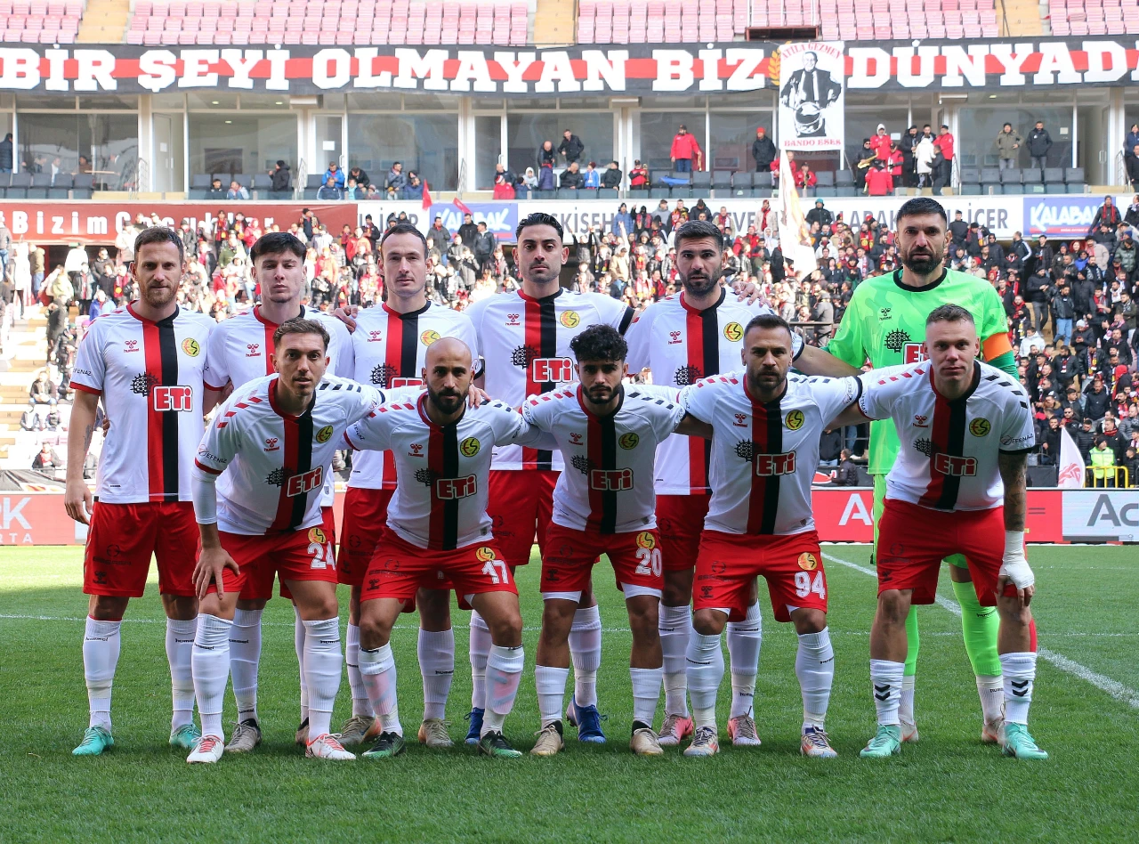 Eskişehirspor, Şehir Derbisinde 3-1 Galip Geldi