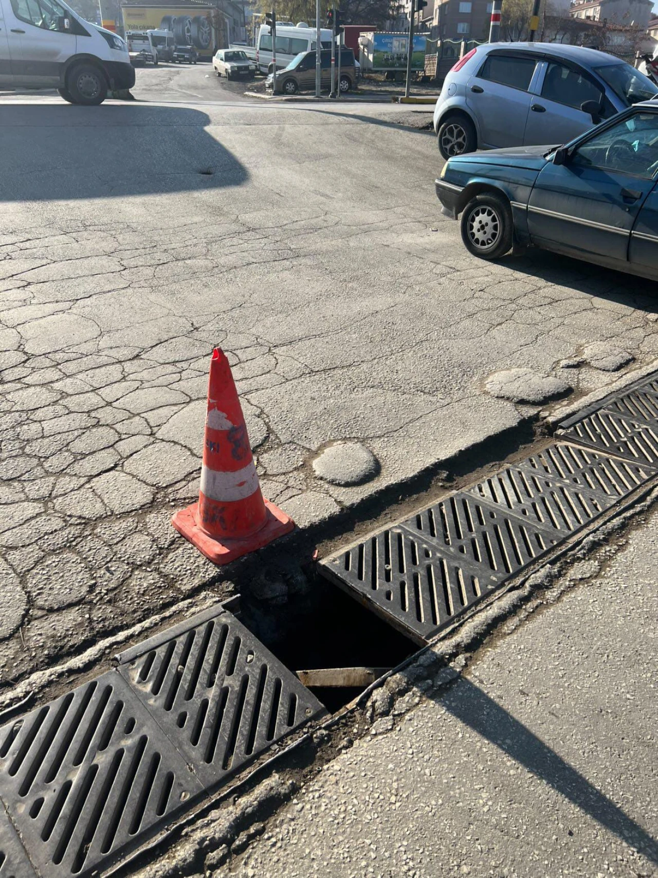 Eskişehir Yenidoğan Mahallesi'nde 2 Aydır Çözümsüz Altyapı Sorunu