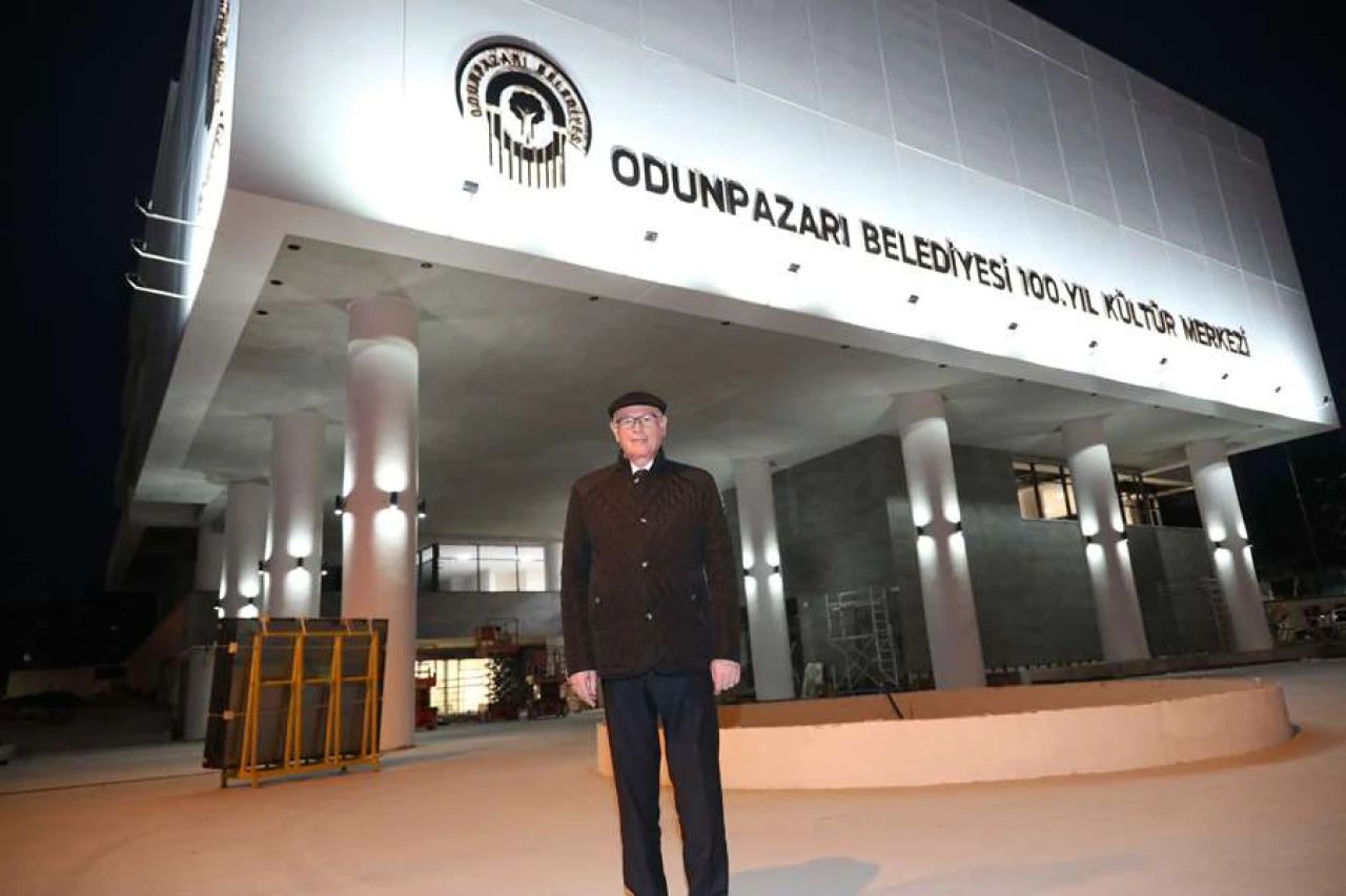 Odunpazarı Belediyesi’nden 100. Yıl Kültür Merkezi’ne Zam