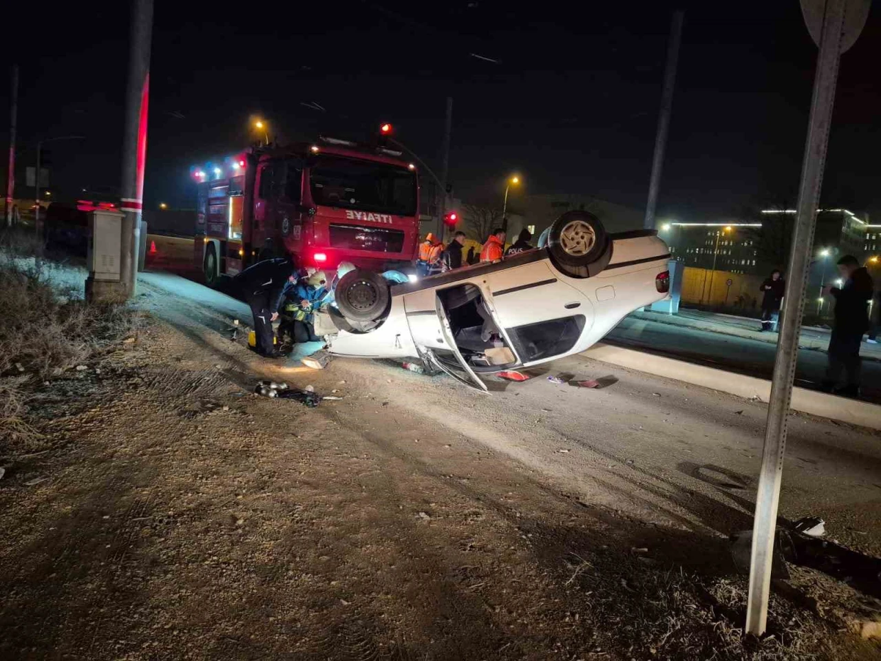 Takla Atan Otomobilin Sürücüsü Ehliyetsiz ve Alkollü Çıktı