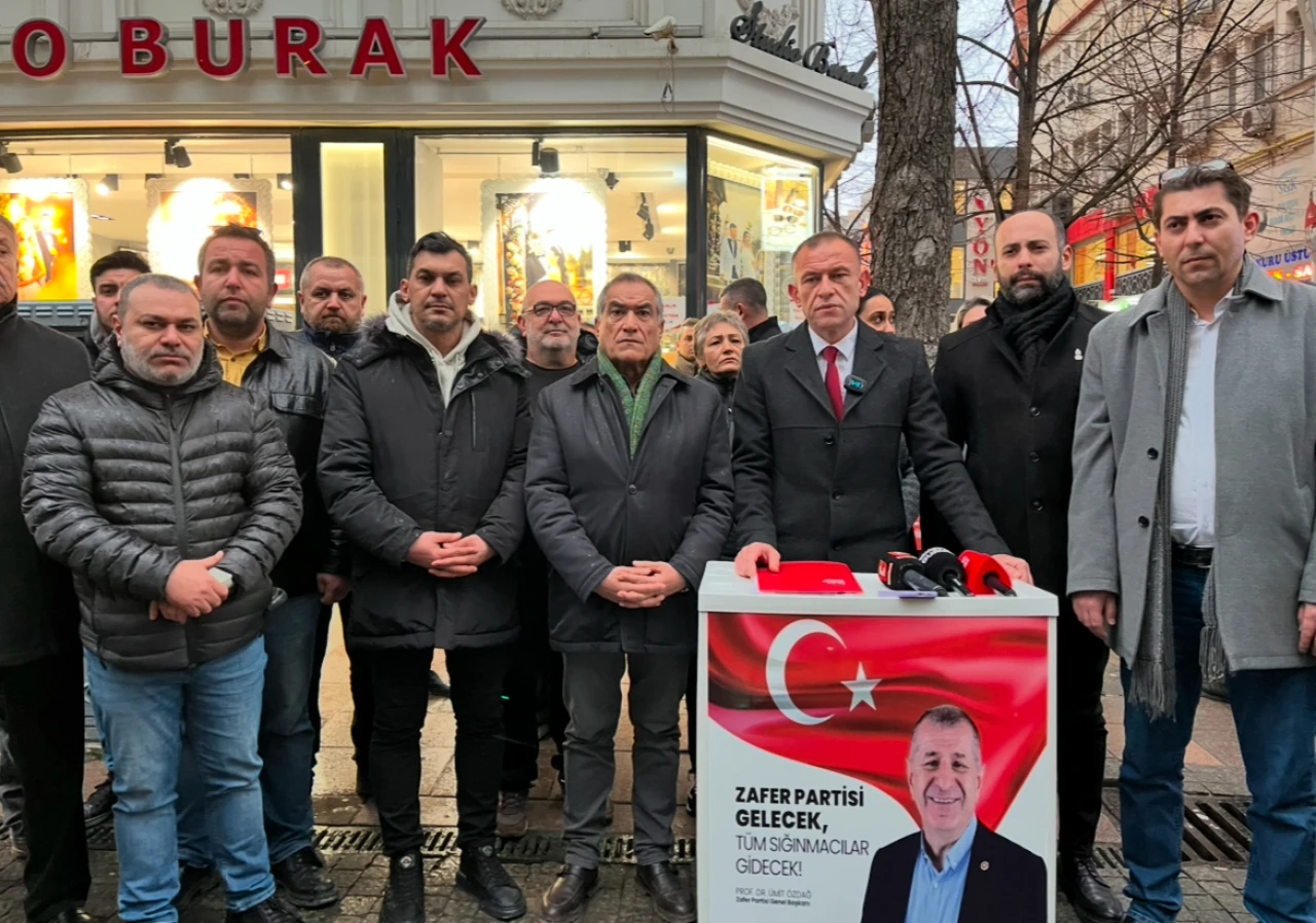 Hasan Demir: “Türk Milleti Zafer Partisi’ne Sahip Çıkmalıdır”