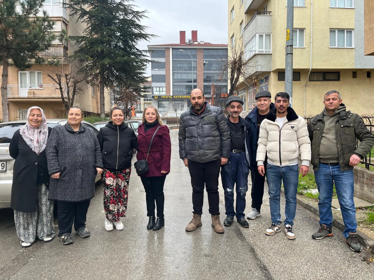 Emek Mahallesi Şifa Sokak Sakinleri Trafiğe Açılmayan Sokak Nedeniyle Mağdur!