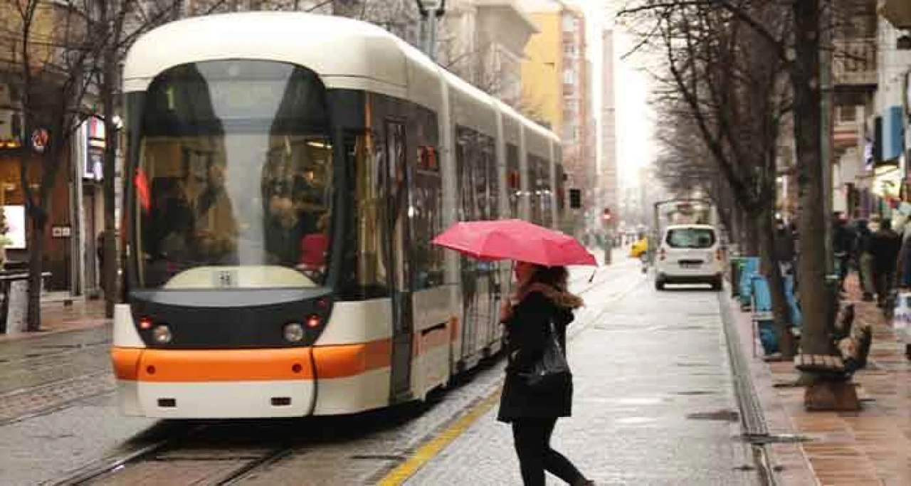 Meteoroloji’den Uyarı: Eskişehir’de Bugün Yağmur Etkili Olacak