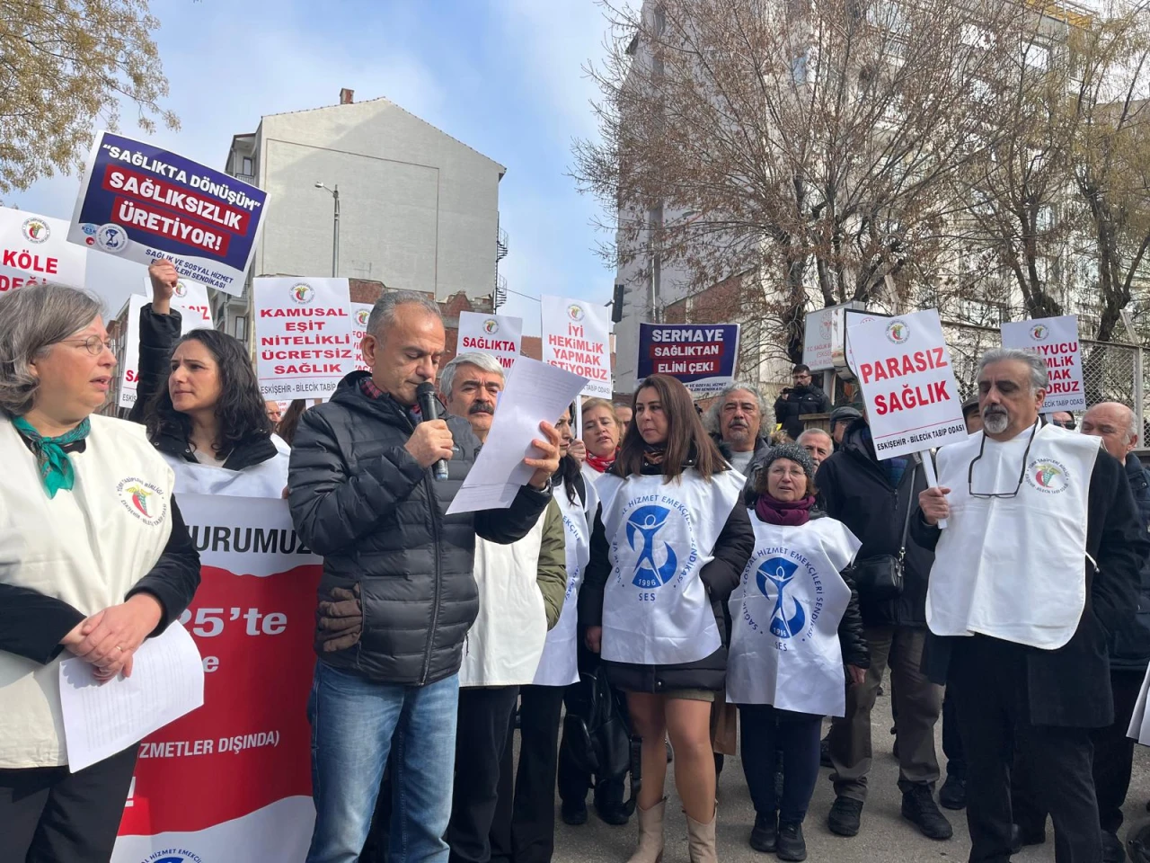 Sağlık Çalışanları 6-10 Ocak İş Bırakma Eyleminin Son Gününde Sağlık Bakanına Seslendi