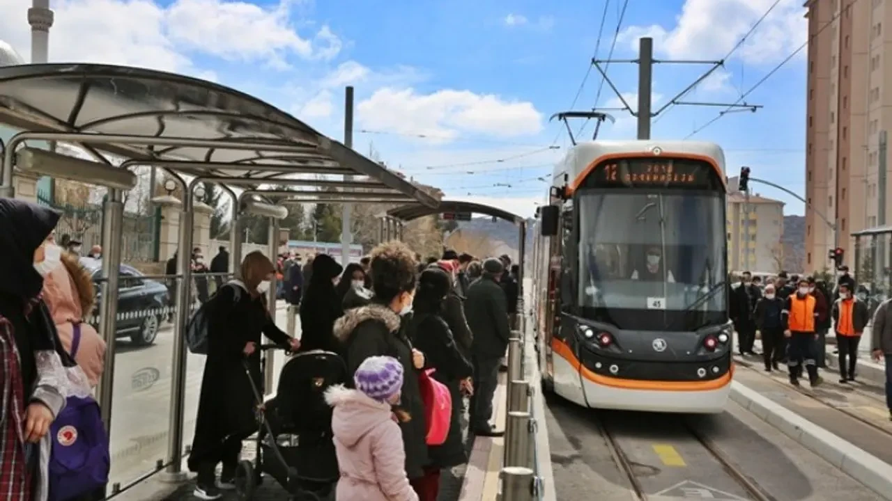 Eskişehir'de Yeni Tramvay Hattı 6 Ocak’ta Hizmete Giriyor