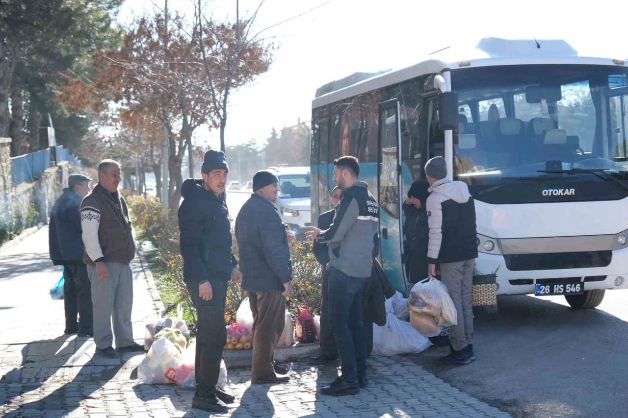 Sivrihisar'da Çarşamba Günleri Ücretsiz Halk Otobüsü Seferleri Başladı