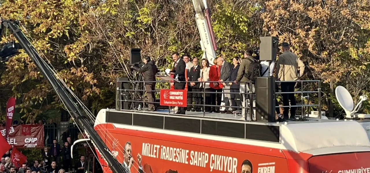 Ekrem İmamoğlu’nun mektubunu Talat Yalaz okudu