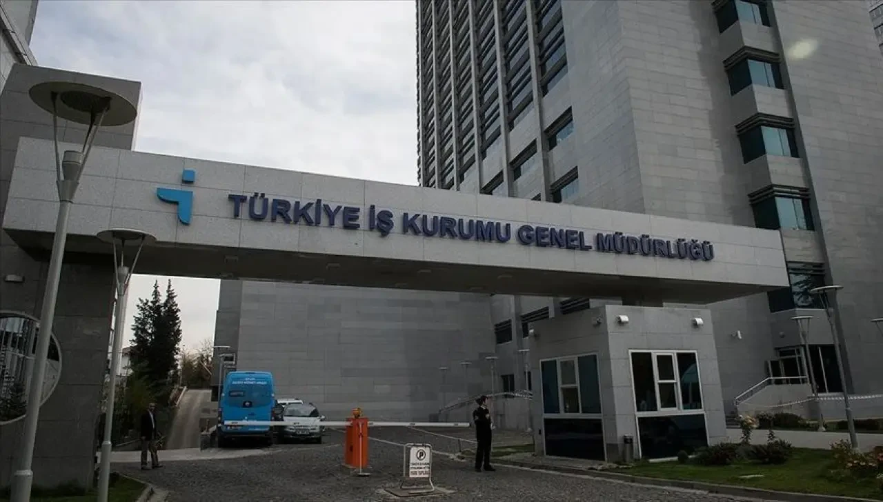 Erdoğan Açıkladı: İŞKUR Gençlik Programı Kontenjanı Artıyor, Başvurular Yakında!