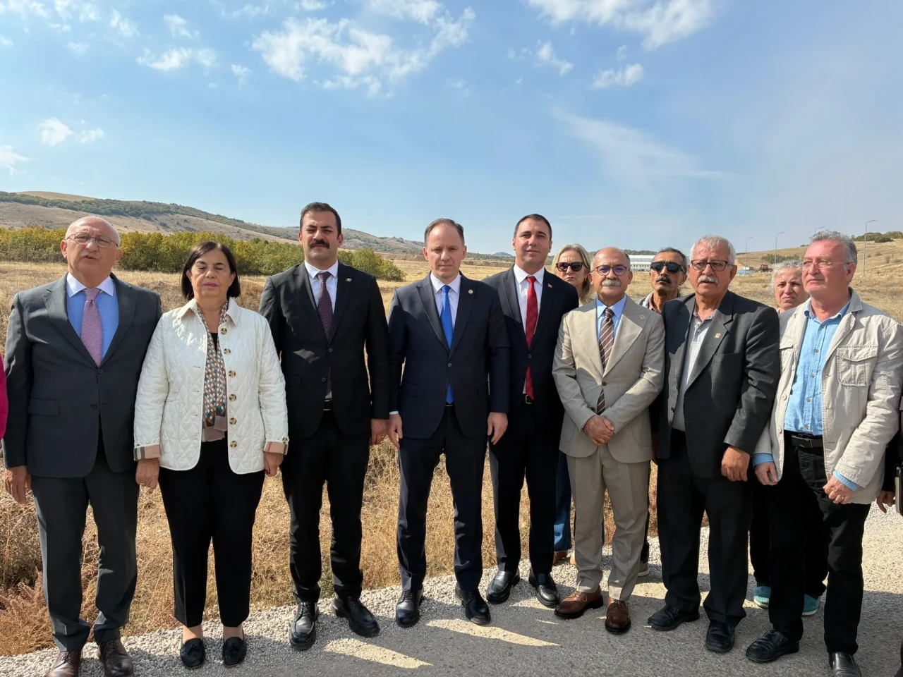 CHP’li Deniz Yavuzyılmaz Beylikova’daki nadir toprak elementleri sahasında konuştu: “AK Parti 23 yılı kaybetti”
