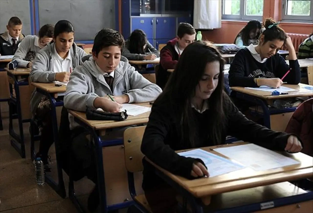 Lise Eğitimi 2 Yıla mı Düşüyor? Bakan Tekin’den Zorunlu Eğitimde Köklü Değişiklik Sinyali