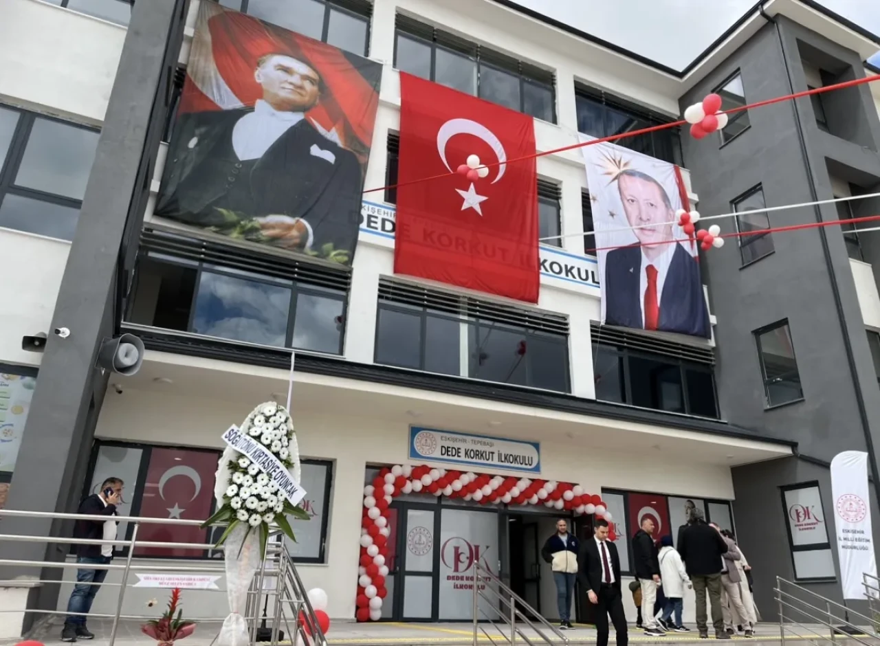 Eskişehir’de Dede Korkut İlkokulu ve Şerife Bacı Özel Eğitim Anaokulu Hizmete Açıldı