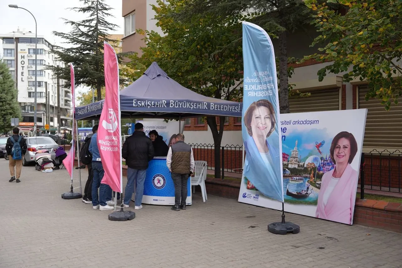 Eskişehir Büyükşehir Belediyesi, Üniversiteli Gençleri Karşıladı