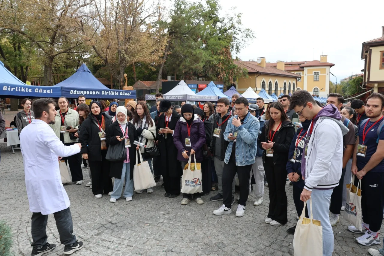 Eskişehir'de Üniversitelilere Hazine Avı ile Hoş Geldin Etkinliği