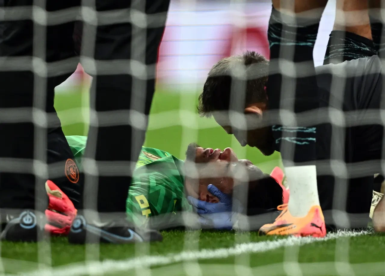 Ederson Şoku! Tedesco Süreyi Verdi, Taraftar Endişeli!