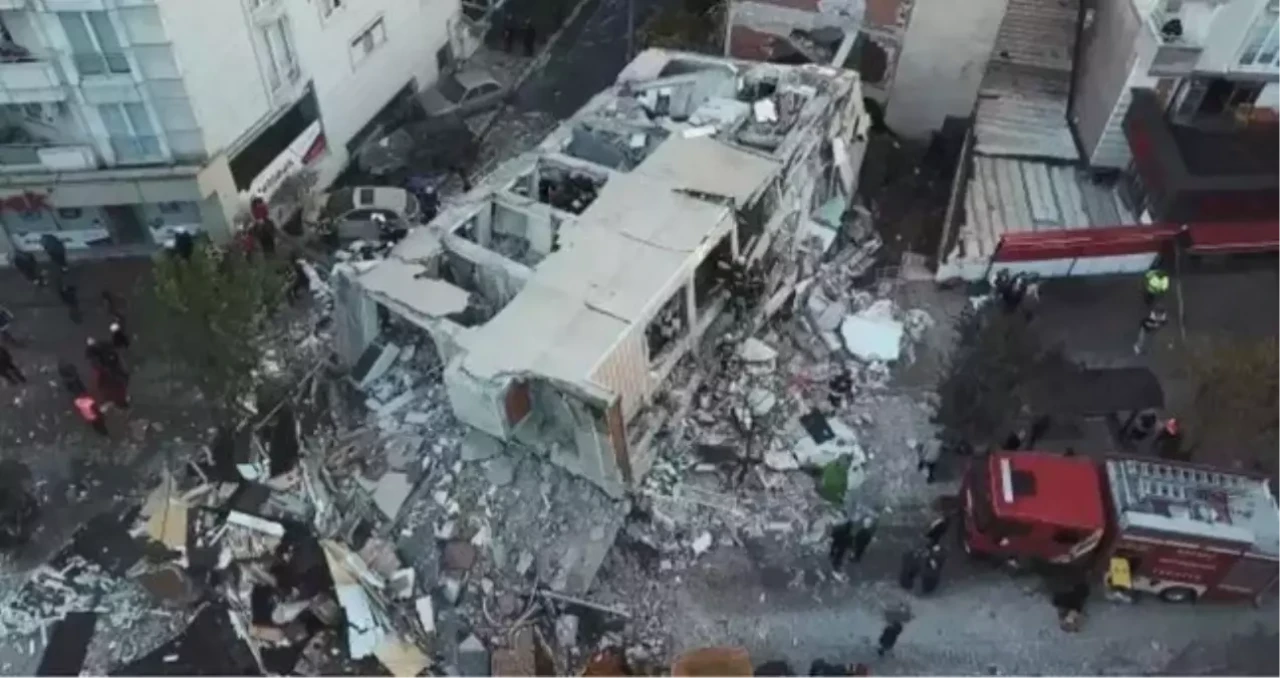 SON DAKİKA! Gebze çöken binada kalanlar kurtarıldı mı? Gebze'de yıkılan binada ölen var mı?
