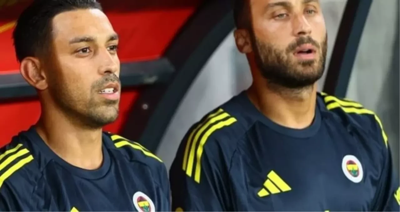 Cenk Tosun ve İrfan Can Kahveci neden kadro dışı bırakıldı?