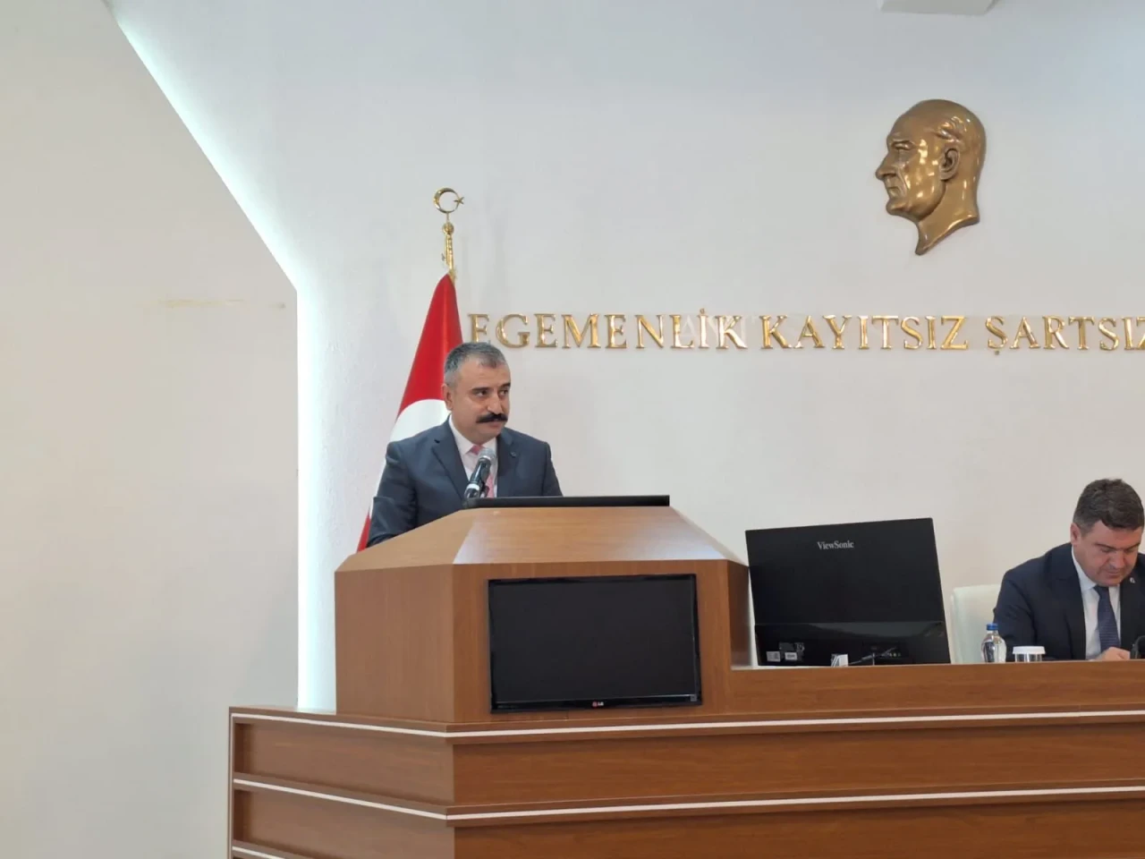 Orhan Bayrak: “Eskişehir’de her cuma farklı 4 camide çocuk dilenciliğiyle mücadele yürütülüyor”