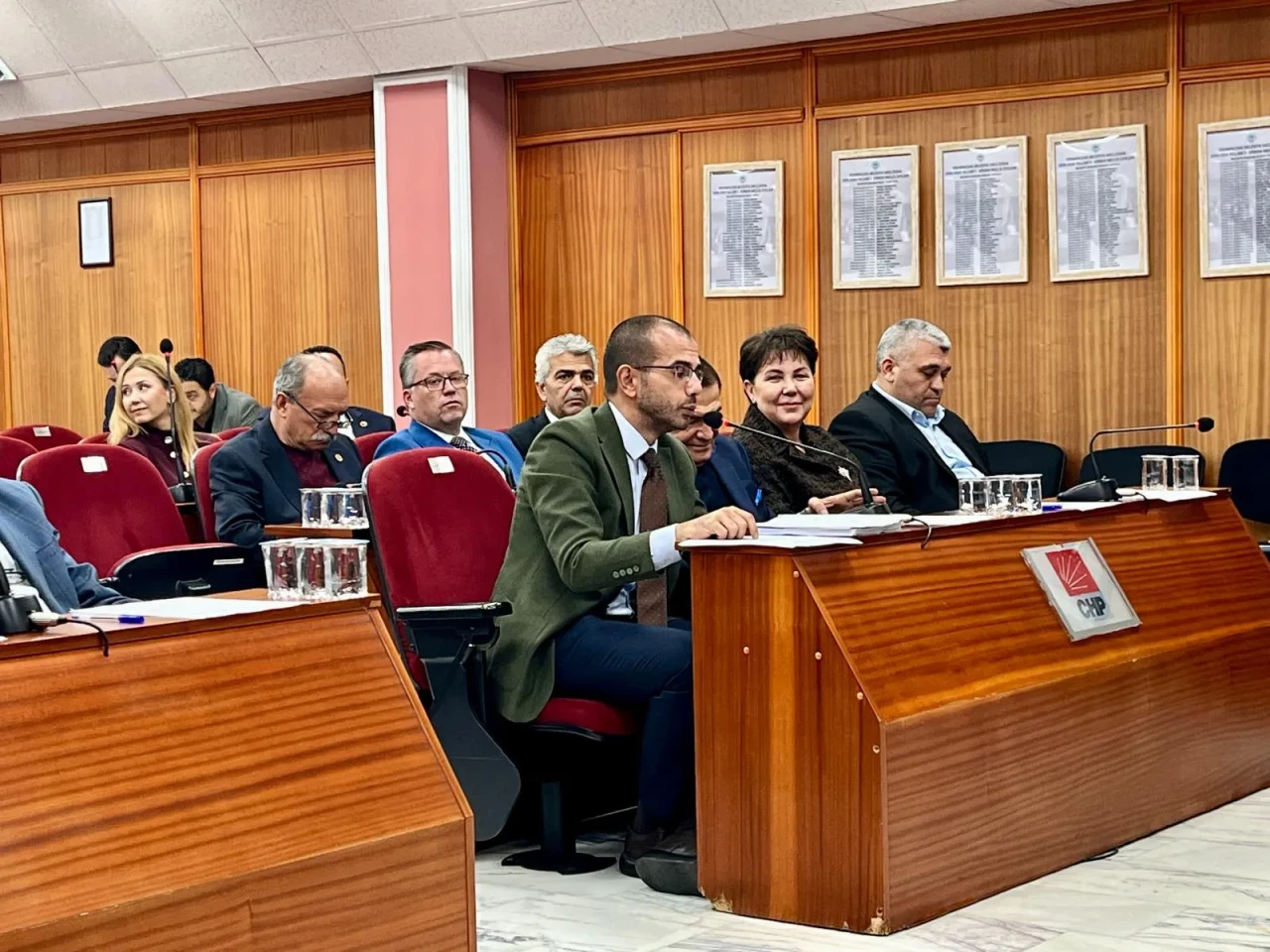 CHP Grup Başkan Vekili Emre Genç: "Vallahi sıka sıka kemerde delik kalmadı”