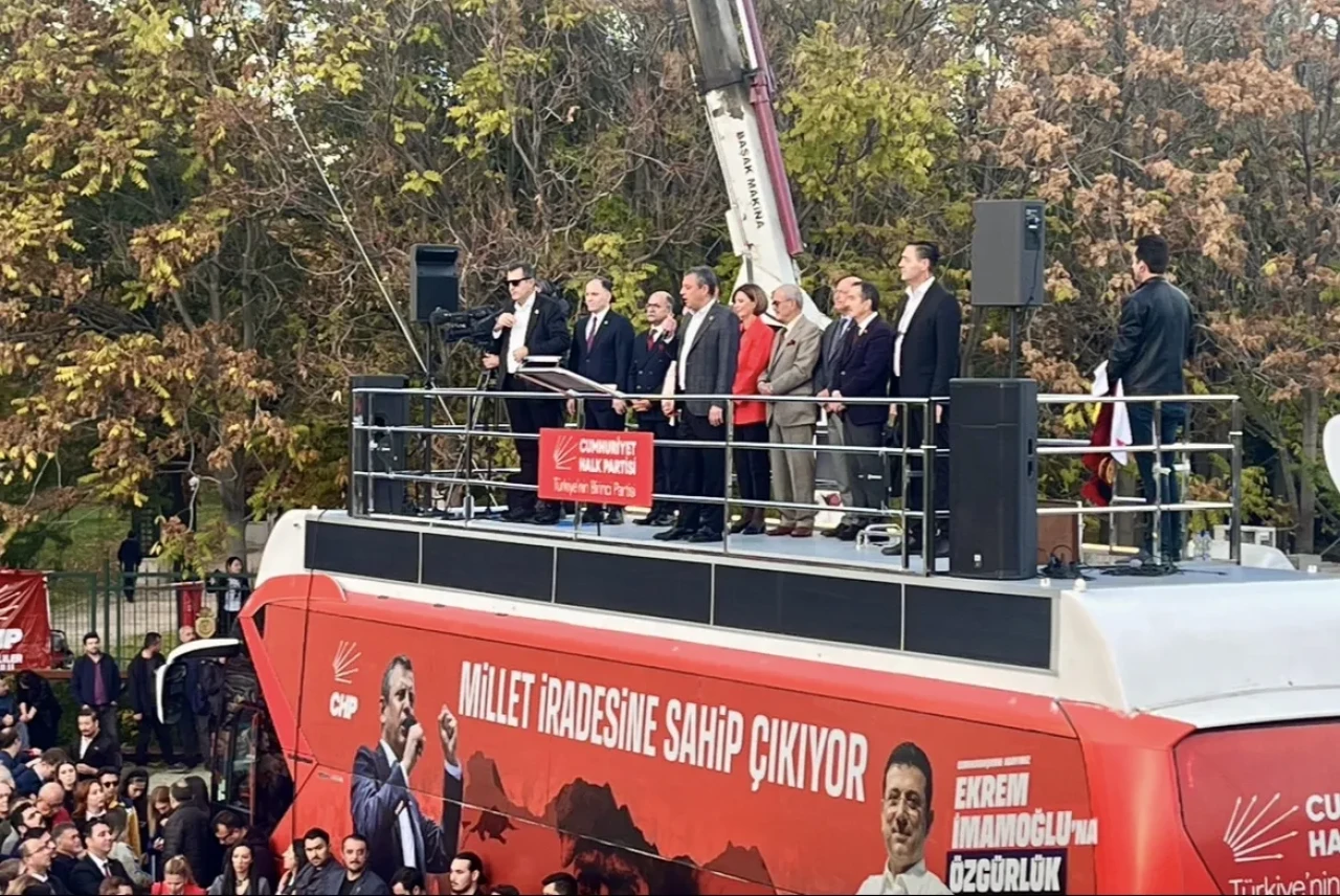Özgür Özel’den Erdoğan’a Sert Eleştiri