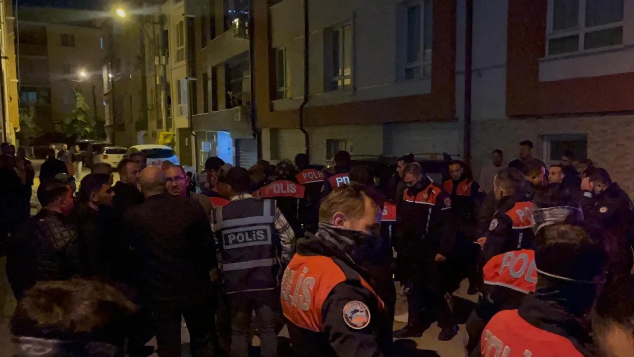 Eskişehir'de Bekçiye Balta Çektiği İddia Edilen Şüpheli Gözaltına Alındı