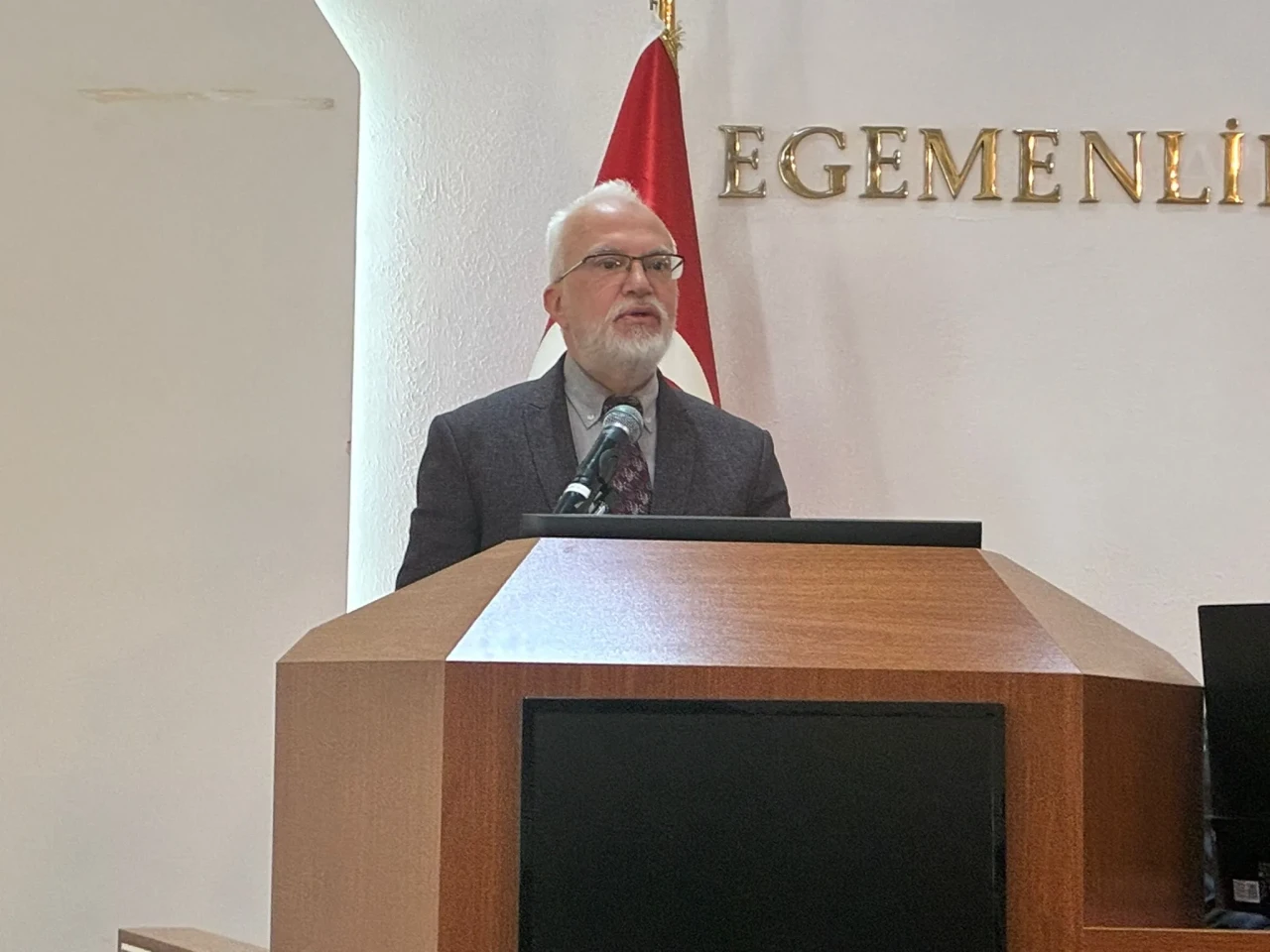 Eskişehir İl Sağlık Müdürü Bildirici: “11 aylık bir bebek bile dilendiriliyor”