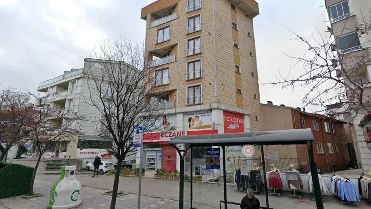 Gebze’deki Nehir Eczanesi’nin Sahibi Uğur Aydın Kim?