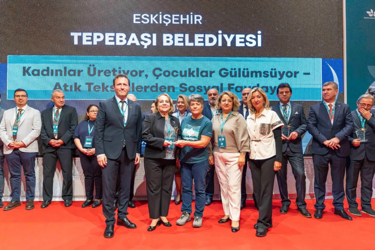 Tepebaşı Belediyesi’ne “Toplumsal Eşitlik” Ödülü