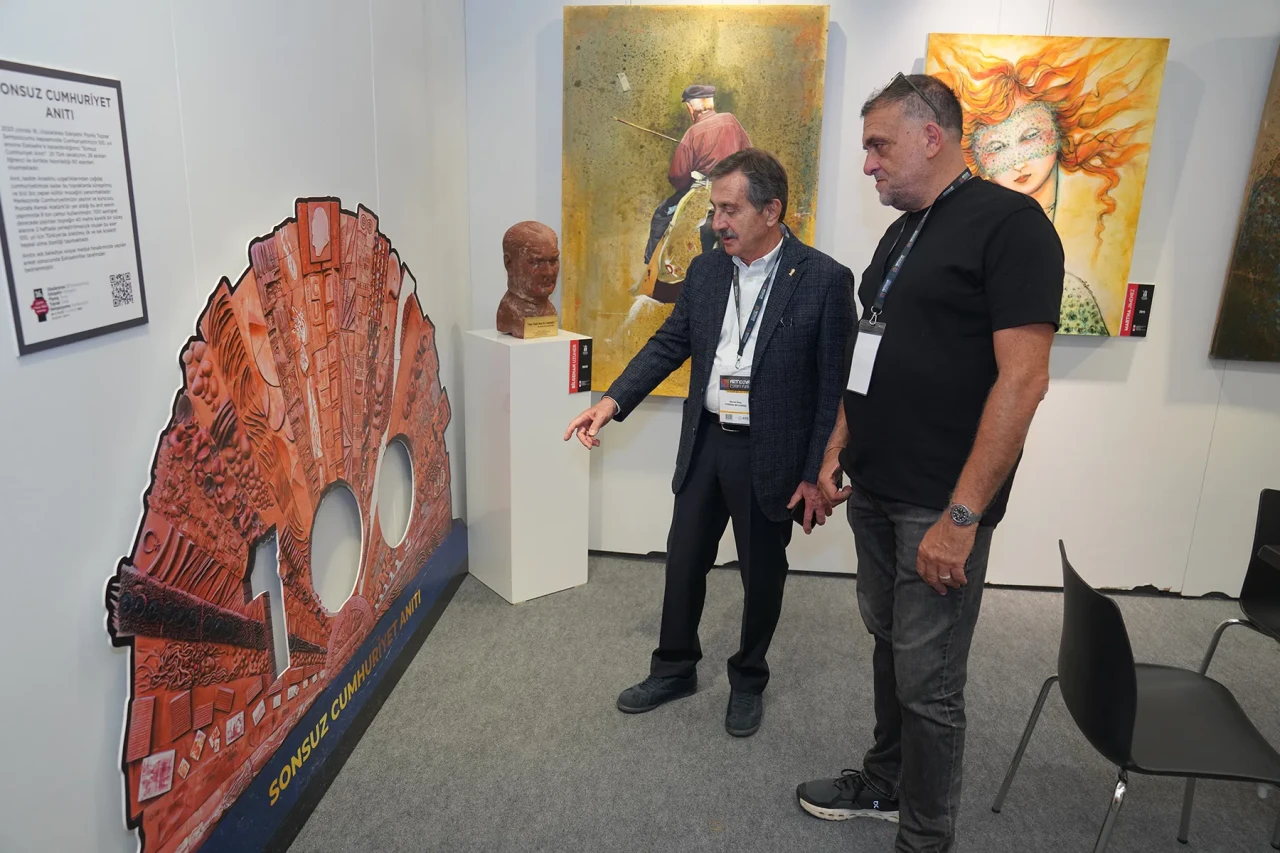 Tepebaşı Belediyesi’nin Eserleri ArtNouva Sanat Fuarı’nda Sergileniyor