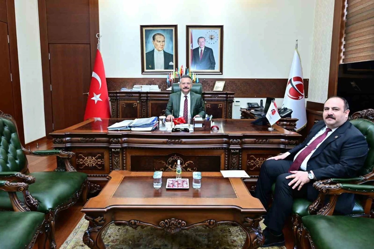 Başkan Hamamcı’dan Vali Aksoy’a proje sunumu