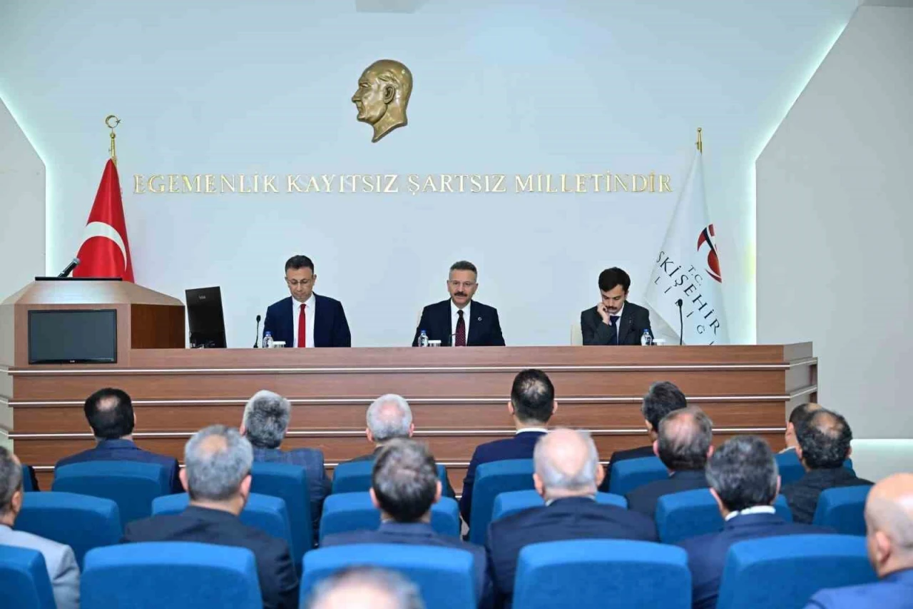 Eskişehir’de kamu projelerinin 60’ı tamamlandı, 258’i devam ediyor
