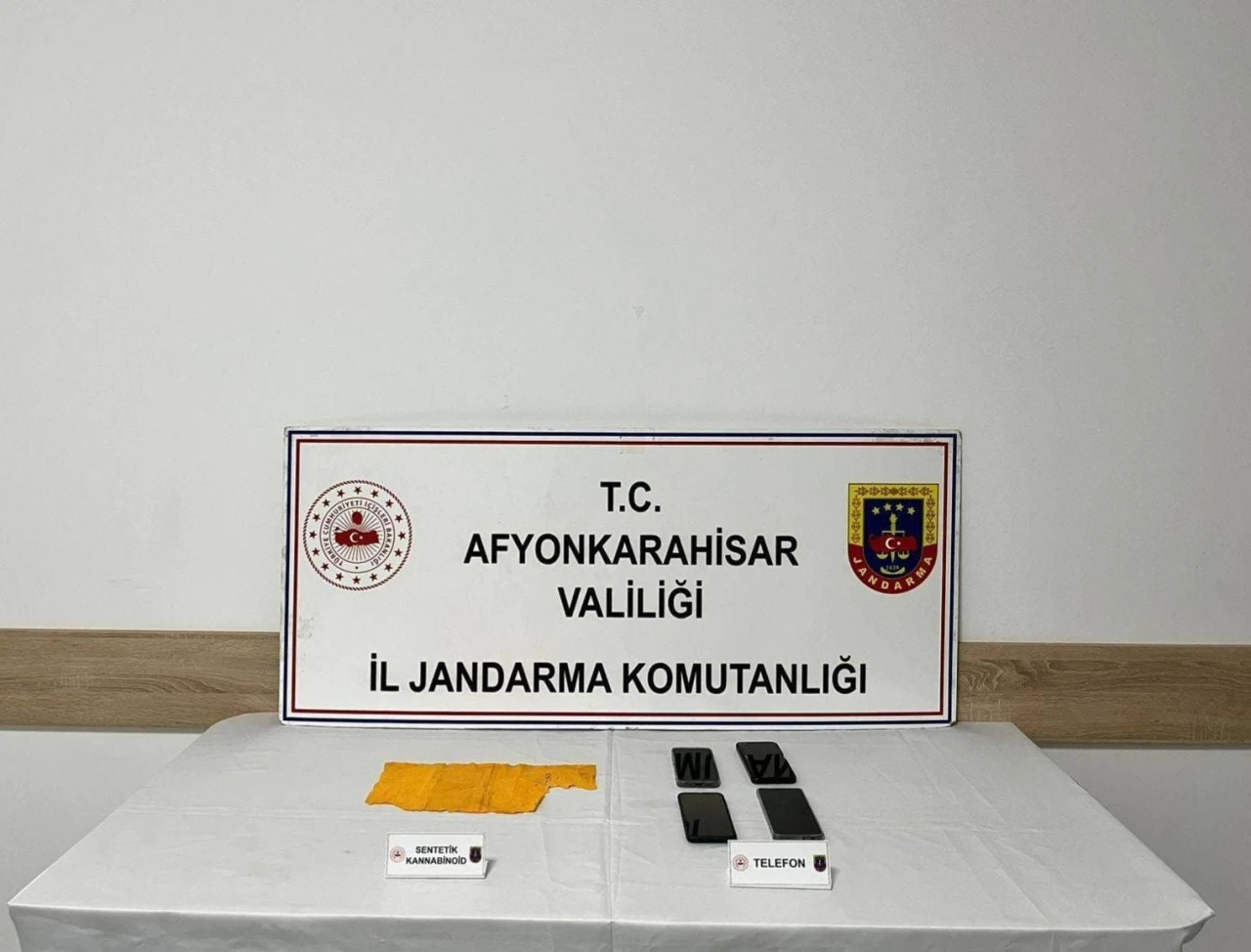 Afyonkarahisar’da Uyuşturucu Operasyonunda 2 Kişi Tutuklandı