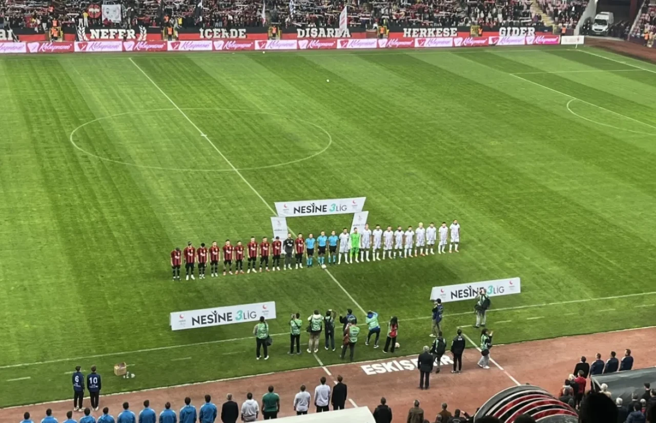 Eskişehirspor - Söke 1970 Spor Maçı Başladı, İşte İlk 11!
