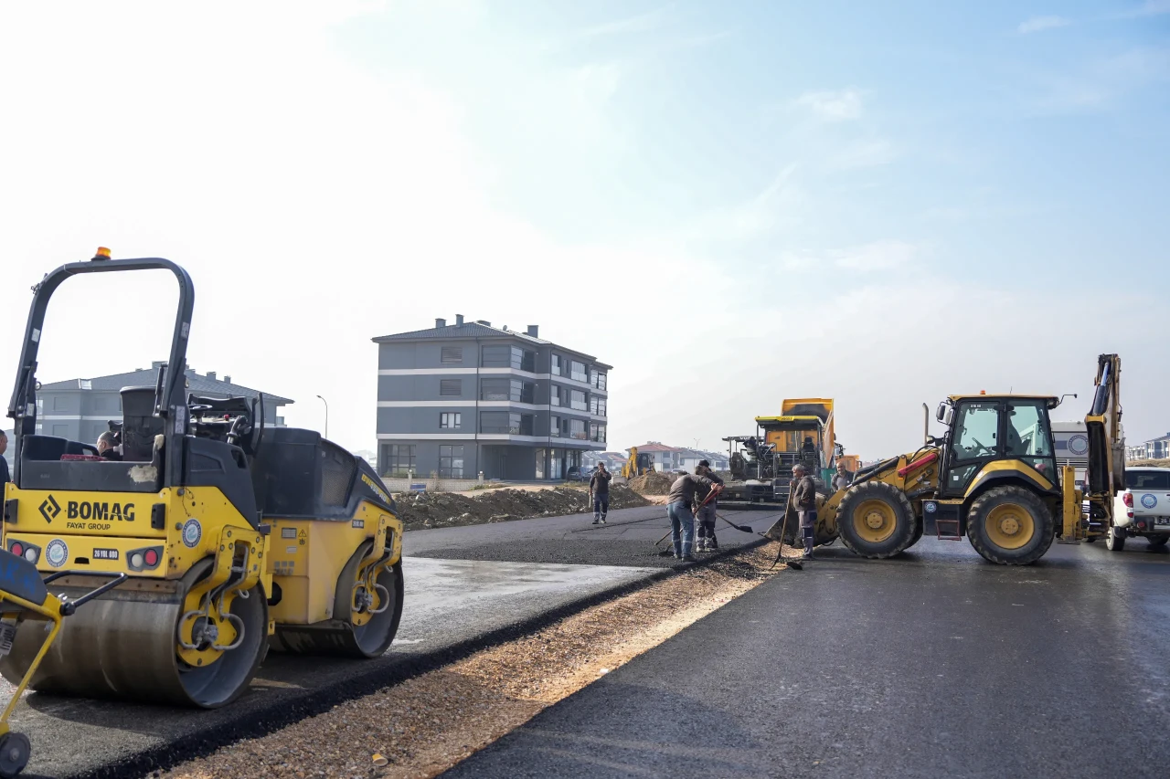 Eskişehir’de trafik sıkıntısına çözüm: Büyükşehir’den ulaşımı rahatlatacak yeni yollar