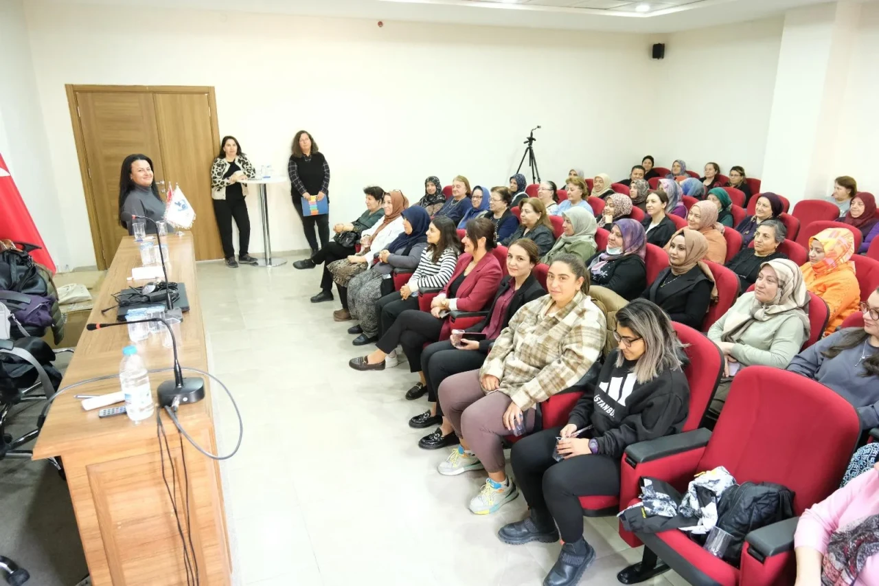 Eskişehir Büyükşehir’den Kadına Yönelik Şiddetle Mücadele Eğitimi