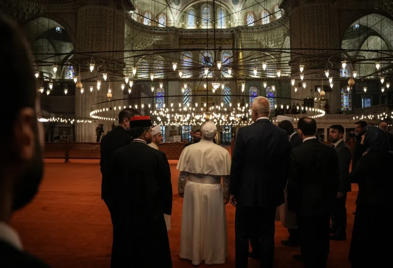 Papa 14. Leo, Sultanahmet Camii’ni Ziyaret Etti
