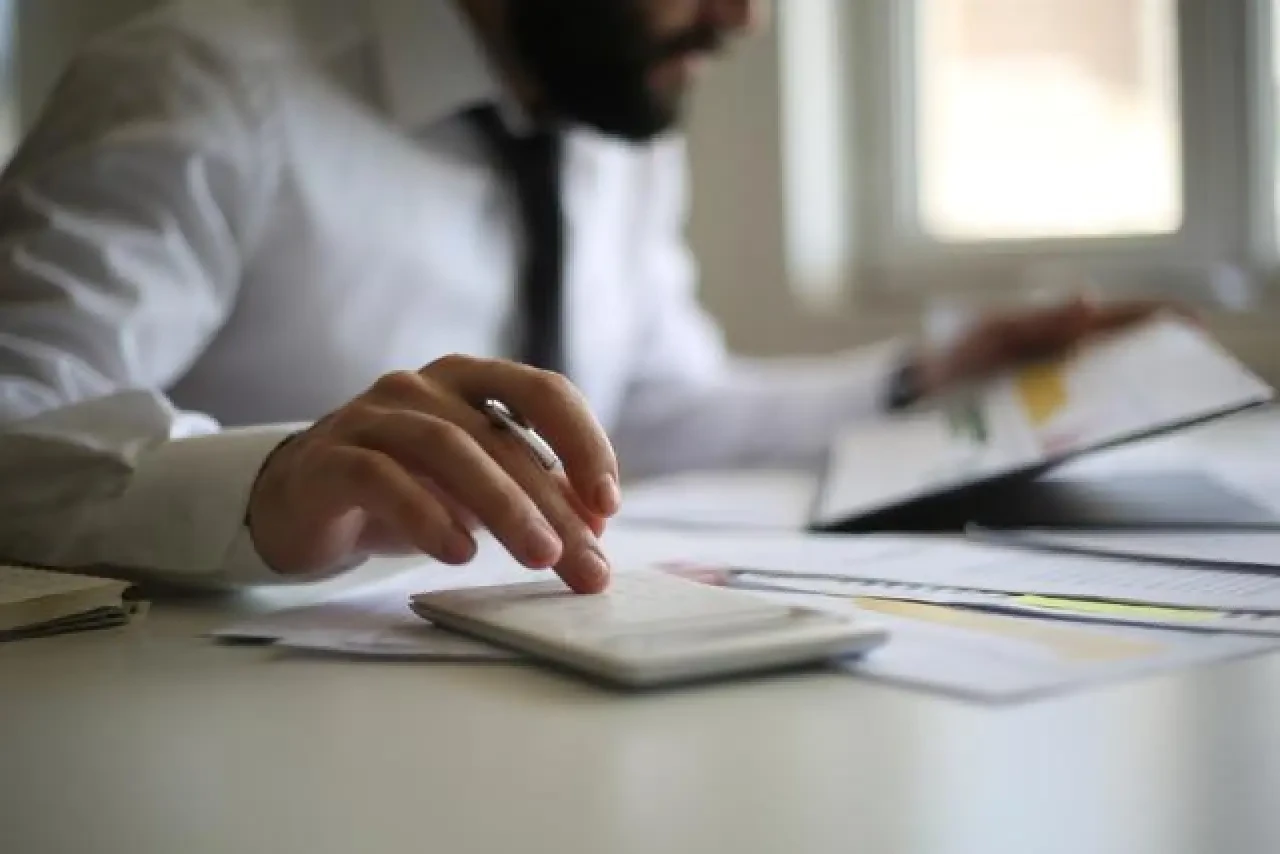 Ocak Zammı Netleşiyor! Memura ve Emekliye Çifte Artış Geliyor mu?