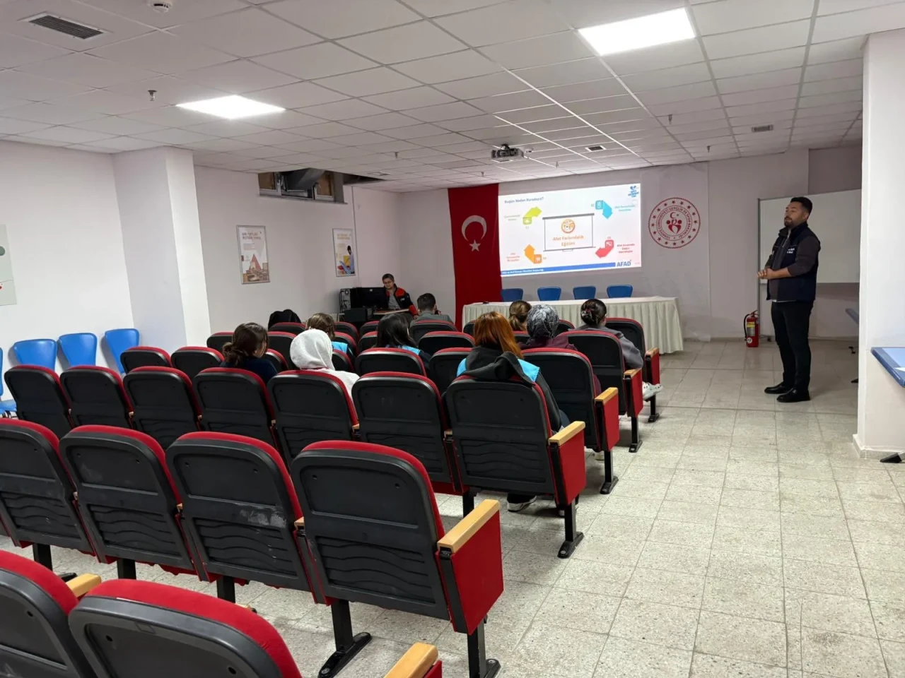 Eskişehir’de AFAD Tarafından Afet ve Yangın Farkındalık Eğitimi