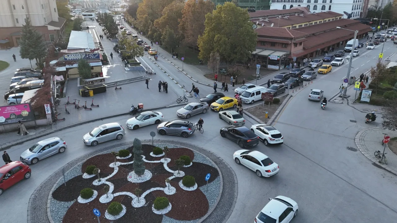 Eskişehir Haller Kavşağı’na Trafiği Rahatlatacak Yeni Düzenleme