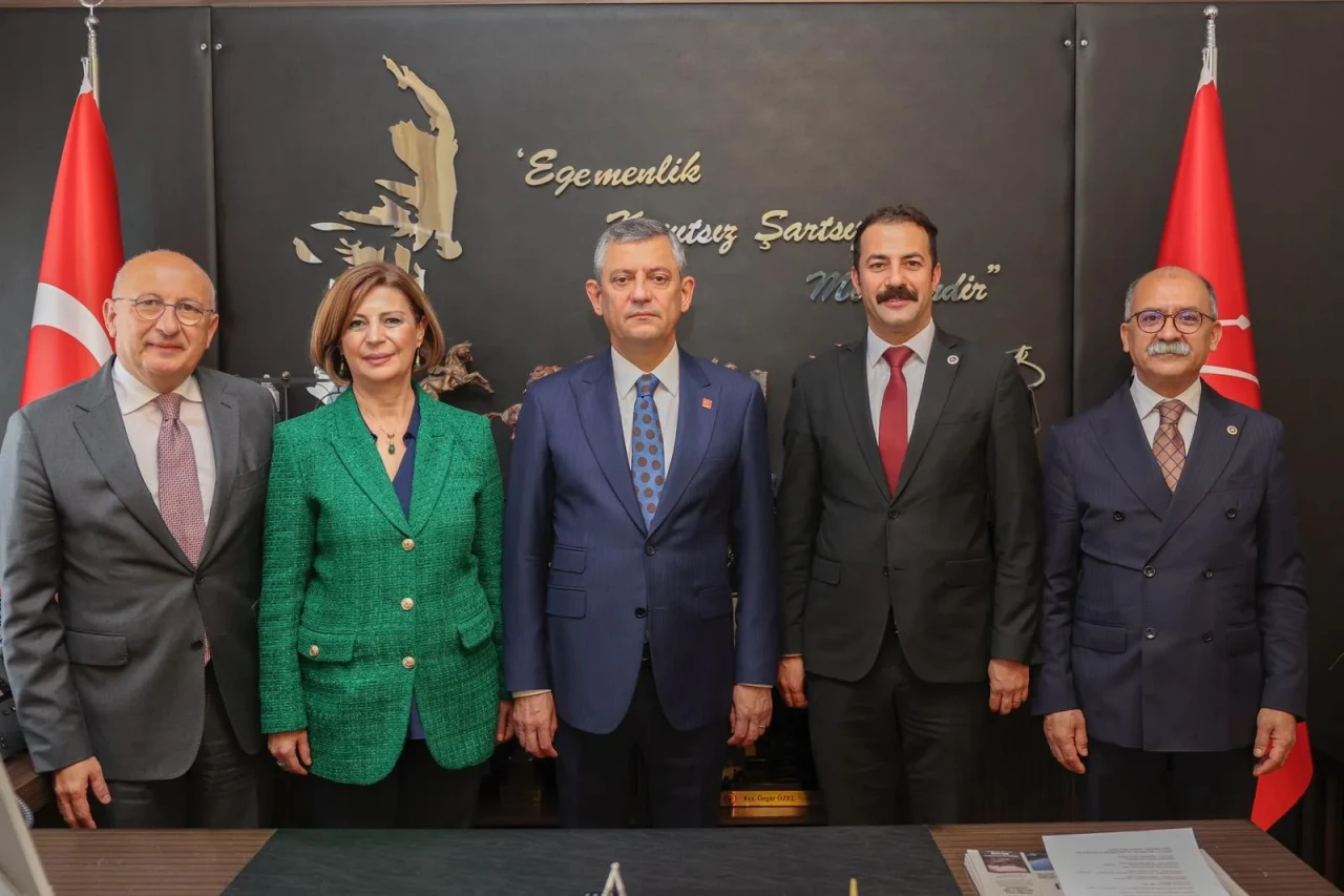 CHP Eskişehir, Özgür Özel ile Anakara'da bir araya geldi