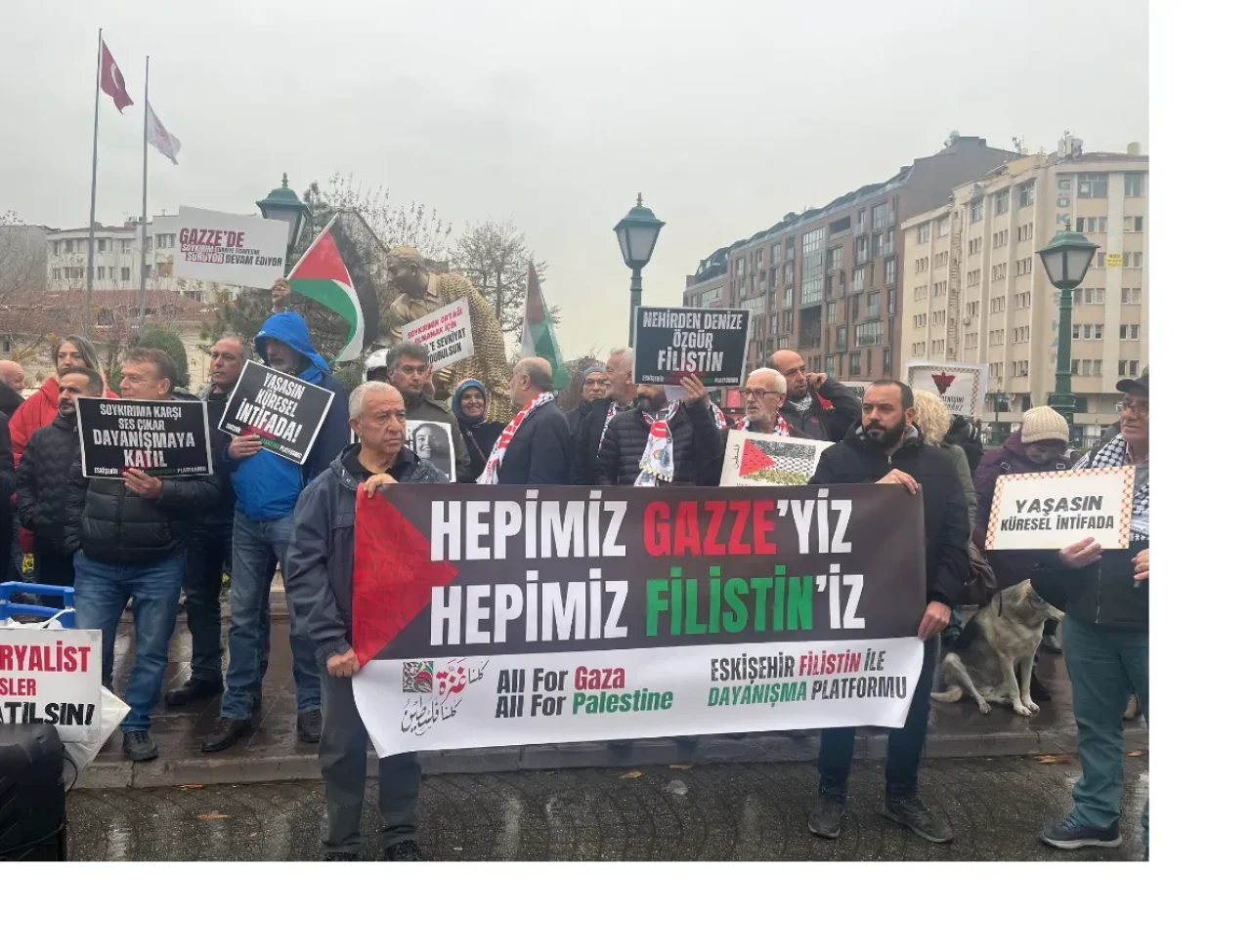 ESKİŞEHİR’DE FİLİSTİN İLE DAYANIŞMA EYLEMİ: “SİYONİZM YIKILACAK, FİLİSTİN KAZANACAK”